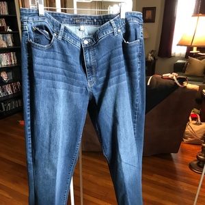 Jennifer Lopez denim jeans